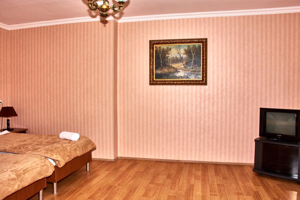Hotel Georgia Gori Extérieur photo
