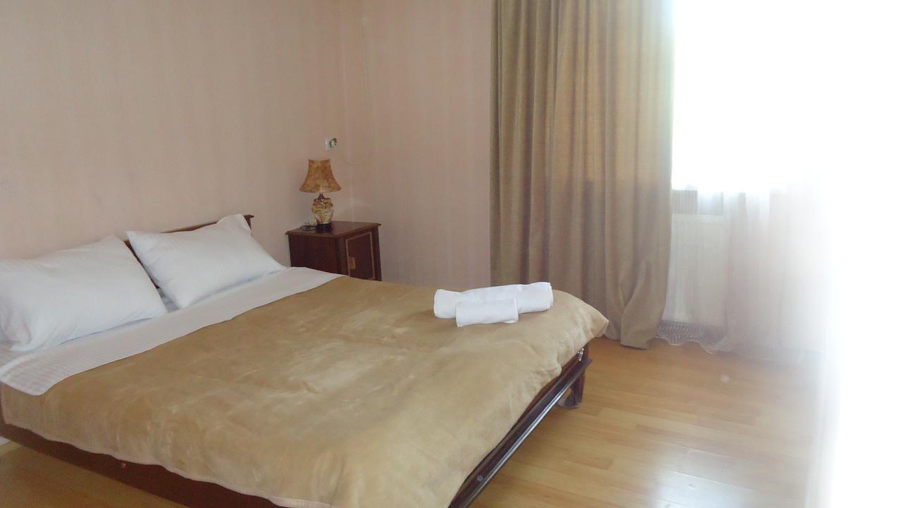 Hotel Georgia Gori Extérieur photo