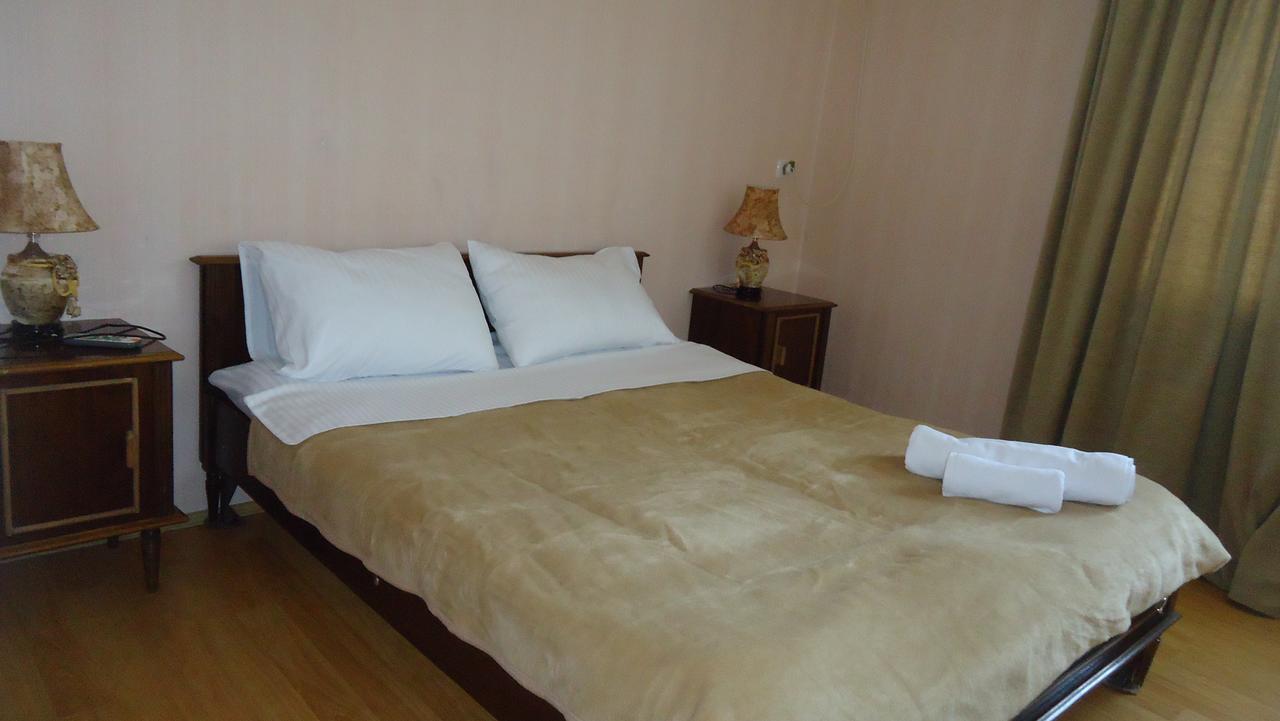 Hotel Georgia Gori Extérieur photo