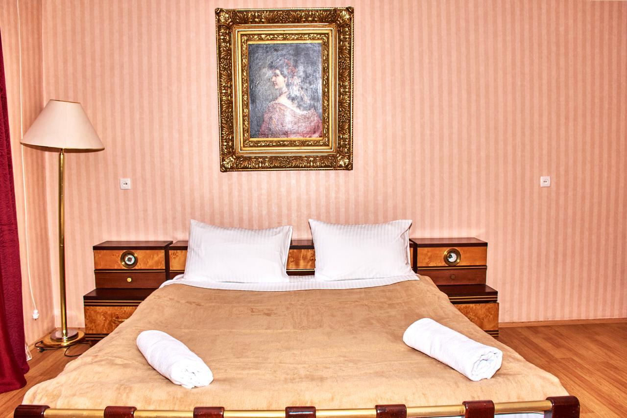Hotel Georgia Gori Extérieur photo